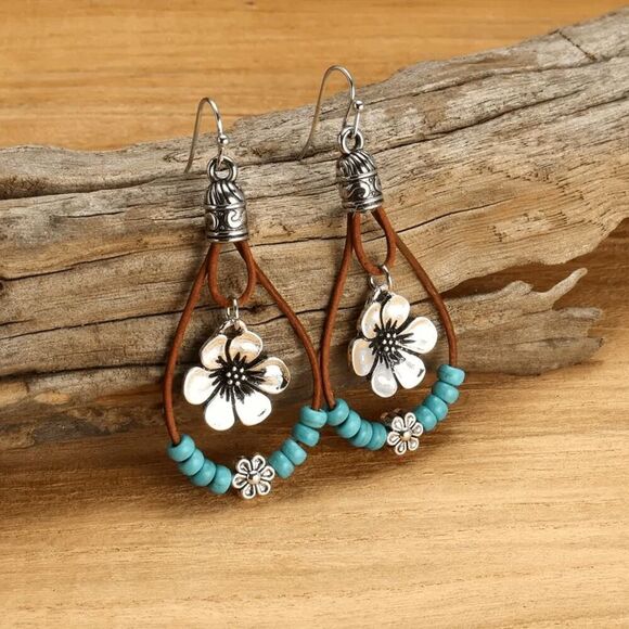 Boho Western Flower Turquoise Beaded Dangle Earrings - Picture 1 of 5
